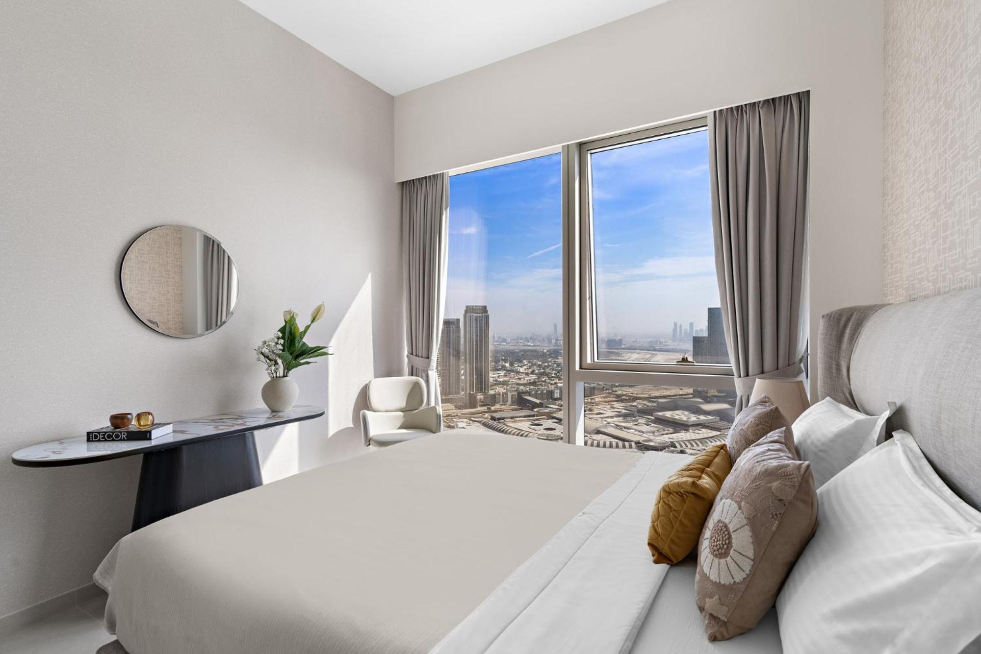 Vayk - Luxe 2br With Burj & Fountain Views In Downtown's Grande Signature Apartment