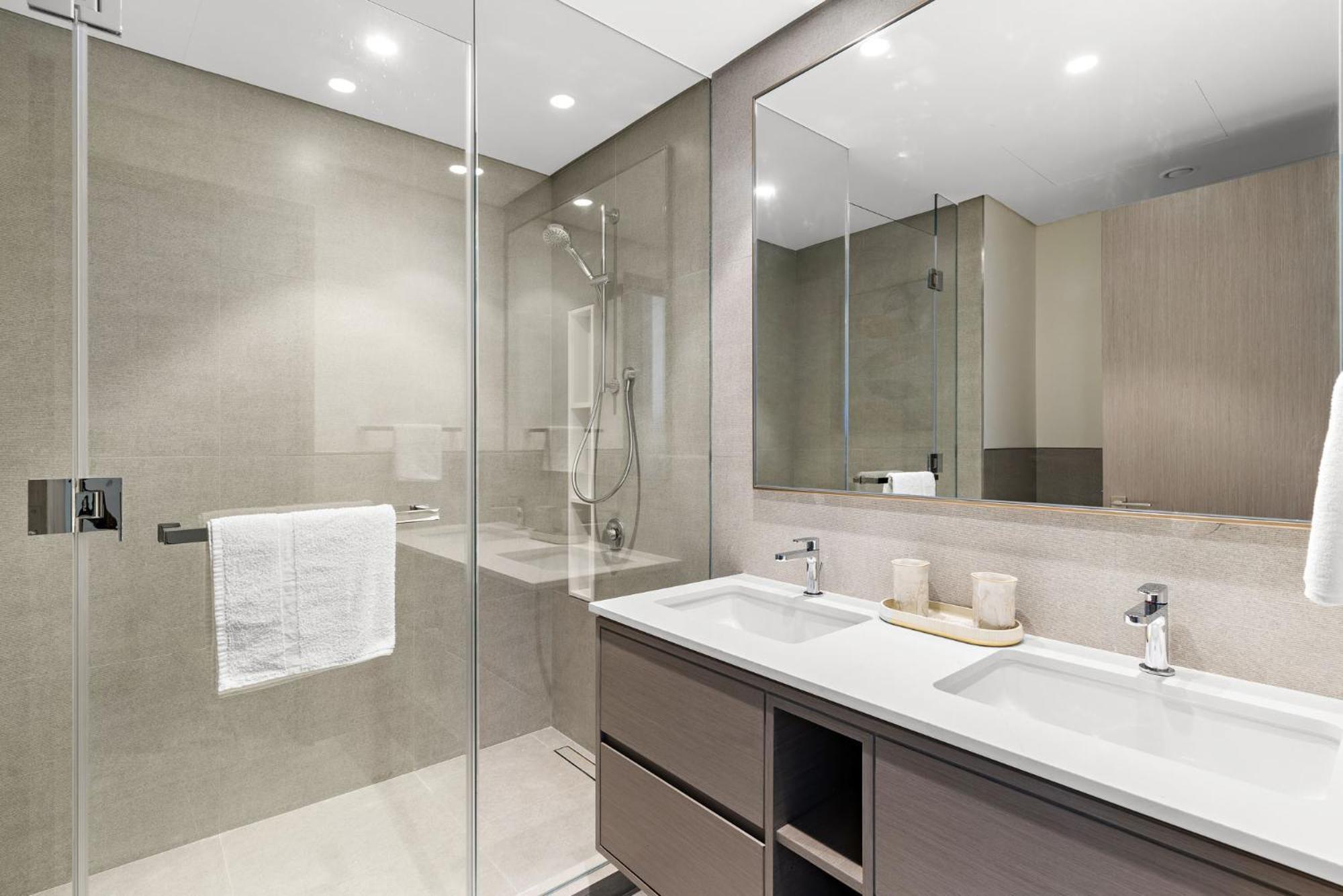 Vayk - Luxe 2br With Burj & Fountain Views In Downtown's Grande Signature