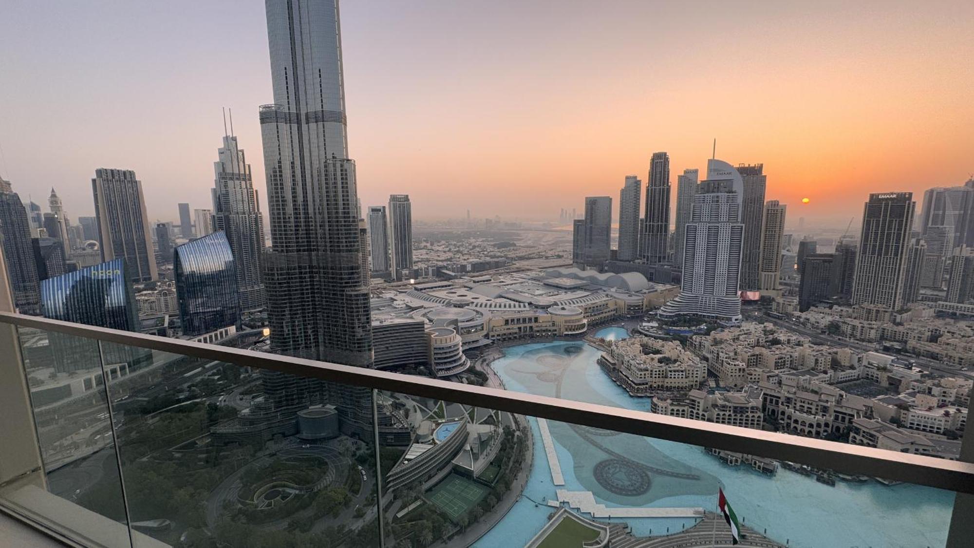 Vayk - Luxe 2br With Burj & Fountain Views In Downtown's Grande Signature *